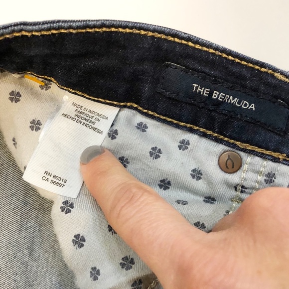 Lucky Brand Bermuda jean shorts size 4 or 27 - Picture 3 of 4